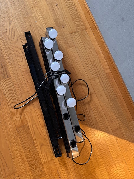 Product image 1 of 3