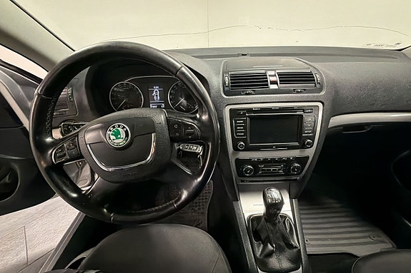 Skoda Octavia 17 of 29