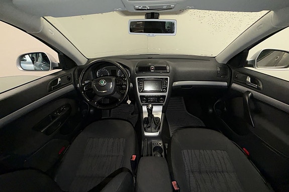Skoda Octavia 13 of 29