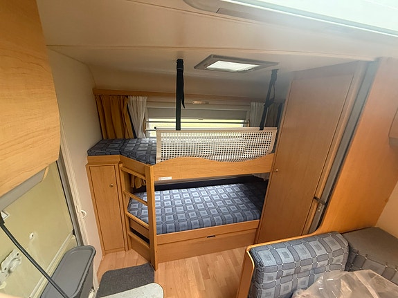 Knaus Sydwind 550 FSK barnkammare 4 of 21