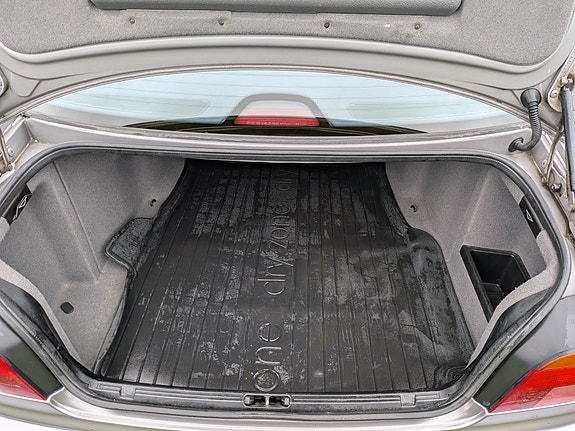 BMW 523i 11 of 21