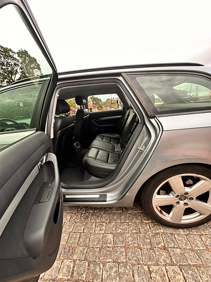 Audi A6 3 of 10