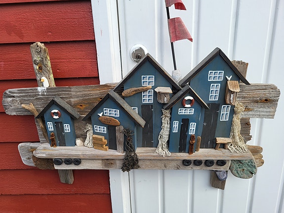 Product image 1 of 2