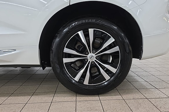 Volvo XC60 17 of 23
