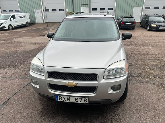 Chevrolet Uplander 8 of 19