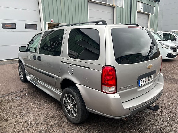 Chevrolet Uplander 5 of 19