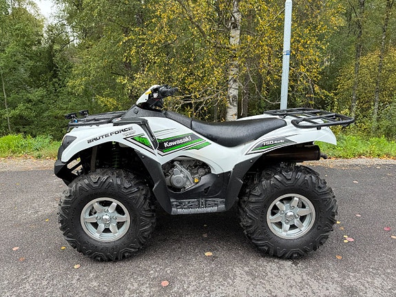 Kawasaki Brute Force 750 4x4 2 of 8