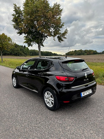 Renault Clio 3 of 10