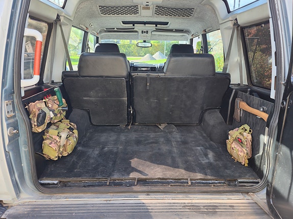 Land Rover Discovery 4 of 9