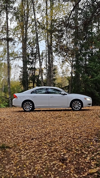 Volvo S80 8 of 8