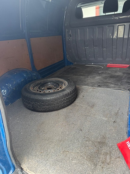 Toyota HiAce 3 of 3