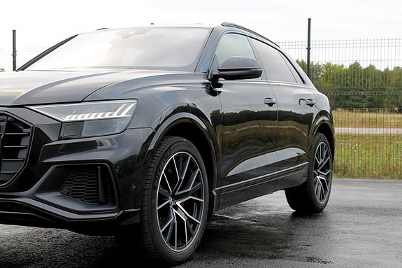 Audi Q8 10 of 30