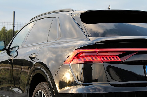 Audi Q8 17 of 30