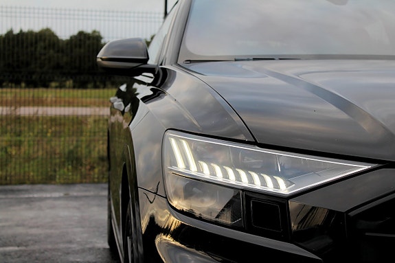 Audi Q8 6 of 30