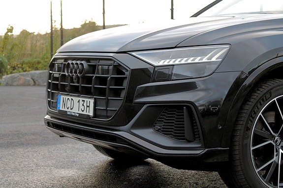 Audi Q8 12 of 30