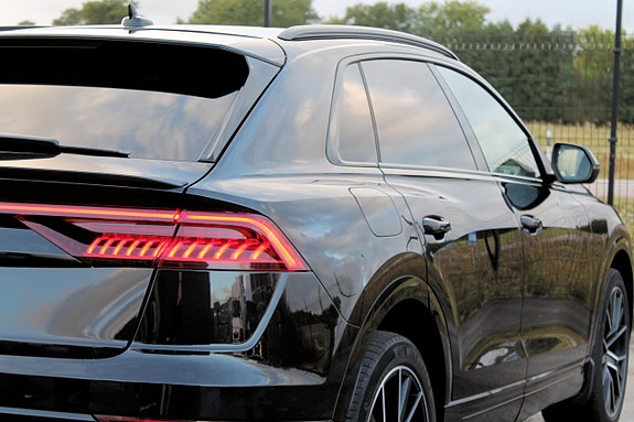 Audi Q8 24 of 30