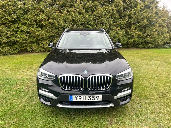 BMW X3 8 of 12