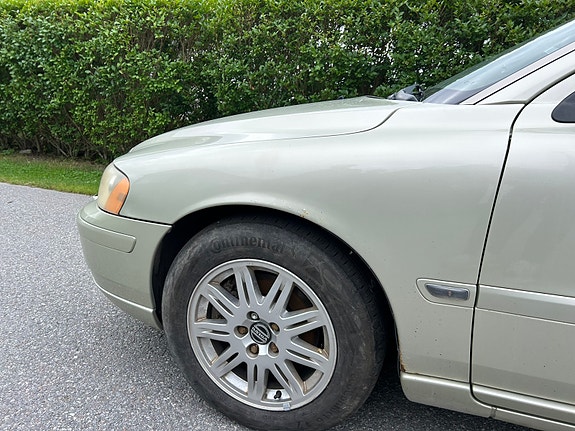 Volvo V70 11 of 14