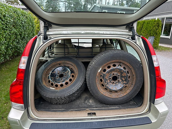 Volvo V70 14 of 14