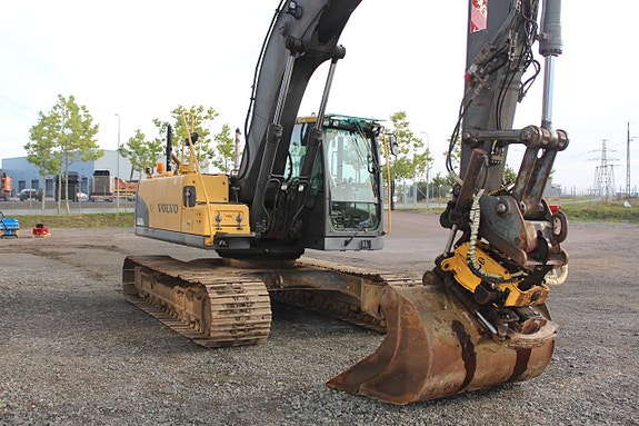 Bandgrävare Volvo EC210CL Rototilt 3 skopor, Grip 6 of 12