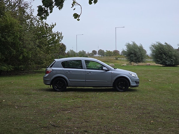 Opel Astra 6 of 22