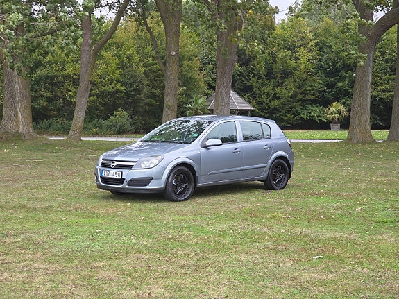 Opel Astra 16 of 22