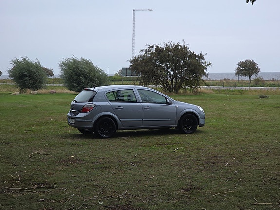 Opel Astra 7 of 22