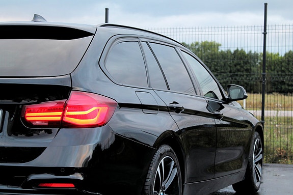 BMW 320d 21 of 30