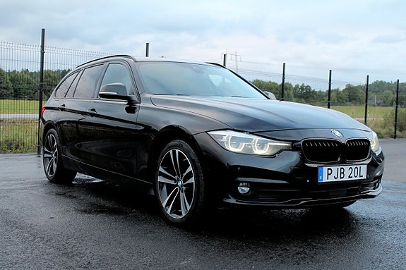 BMW 320d 4 of 30