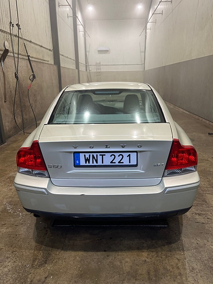 Volvo S60 9 of 13