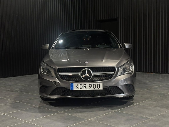 Mercedes-Benz CLA220 d 2 of 18