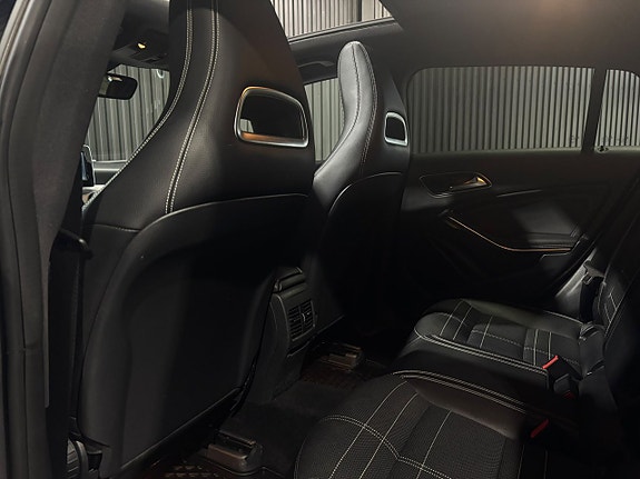 Mercedes-Benz CLA220 d 16 of 18