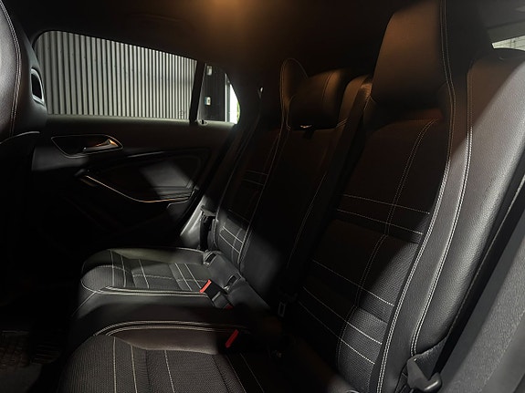Mercedes-Benz CLA220 d 17 of 18