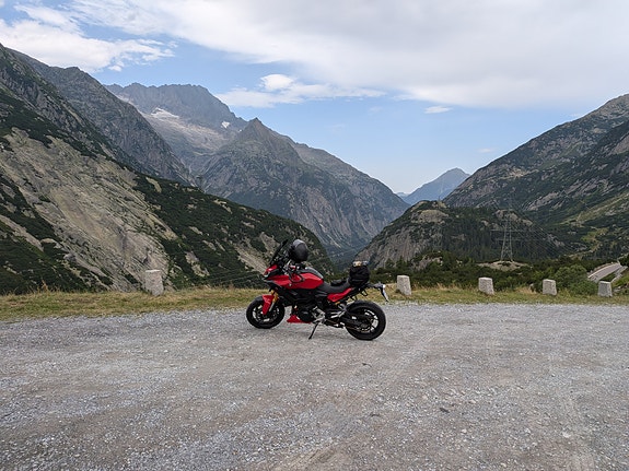BMW F 900 XR 8 of 8
