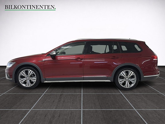 Volkswagen Passat Alltrack 7 of 15
