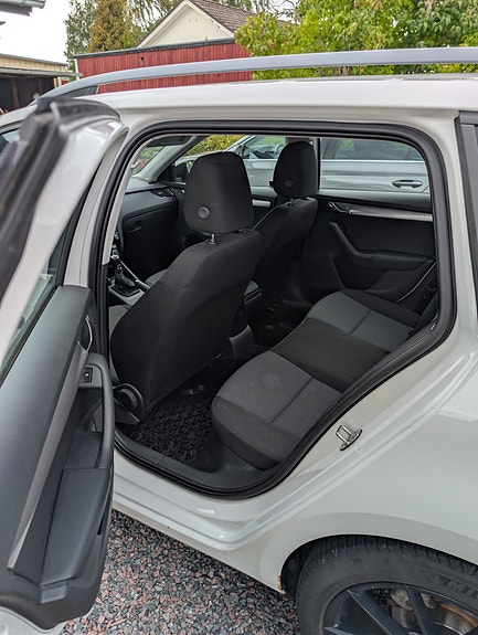 Skoda Octavia 6 of 8
