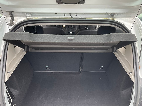 Dacia Sandero 8 of 12