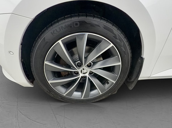 Skoda Superb 30 of 30