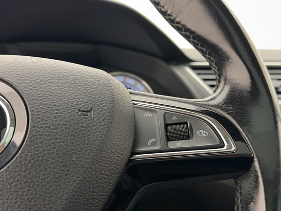 Skoda Superb 22 of 30