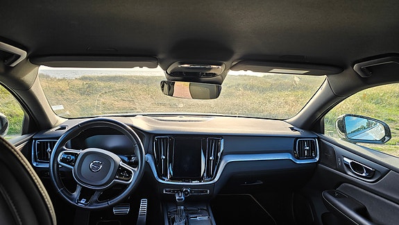 Volvo S60 8 of 9