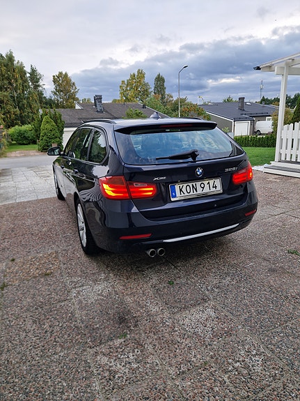 BMW 328i 5 of 16