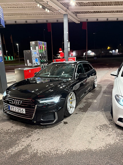 Audi A6 4 of 24