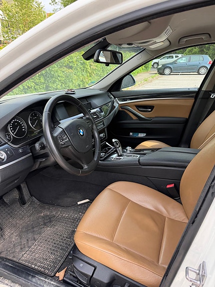 BMW 520d 5 of 8