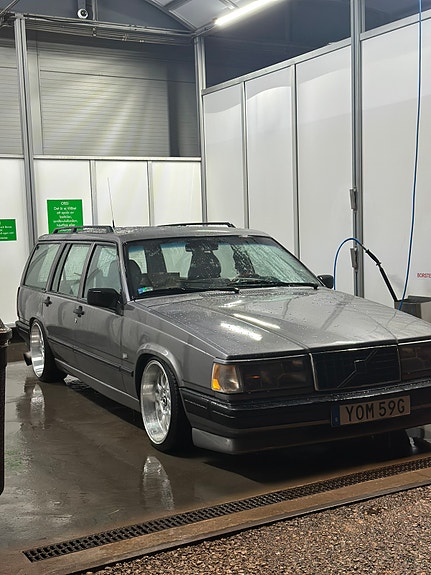 Volvo 940 2 of 4