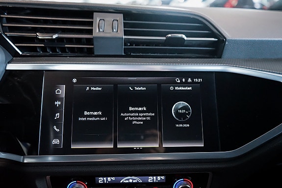Audi Q3 15 of 27