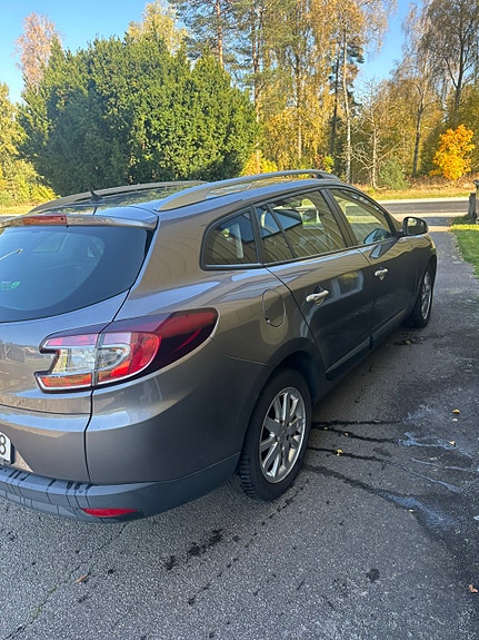 Renault Megane III 8 of 9