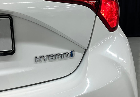 Toyota Yaris 7 of 22