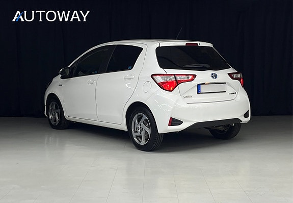 Toyota Yaris 6 of 22