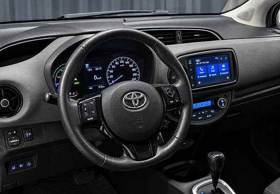 Toyota Yaris 9 of 22