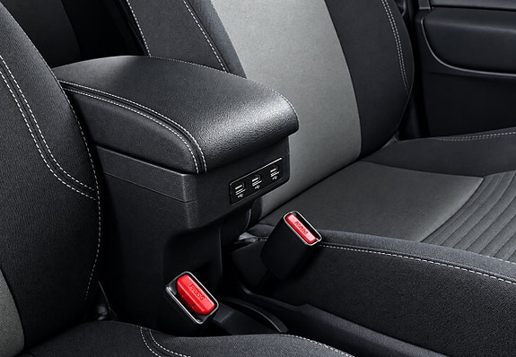 Toyota Yaris 17 of 22